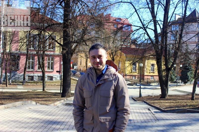 Тарас Тополя: "Своїм прикладом я агітую залишатися в Україні"