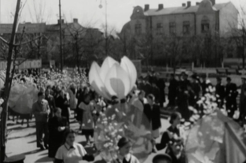 Травнева маніфестація та виставка підприємств у парку (1959 р.) (ВІДЕО)