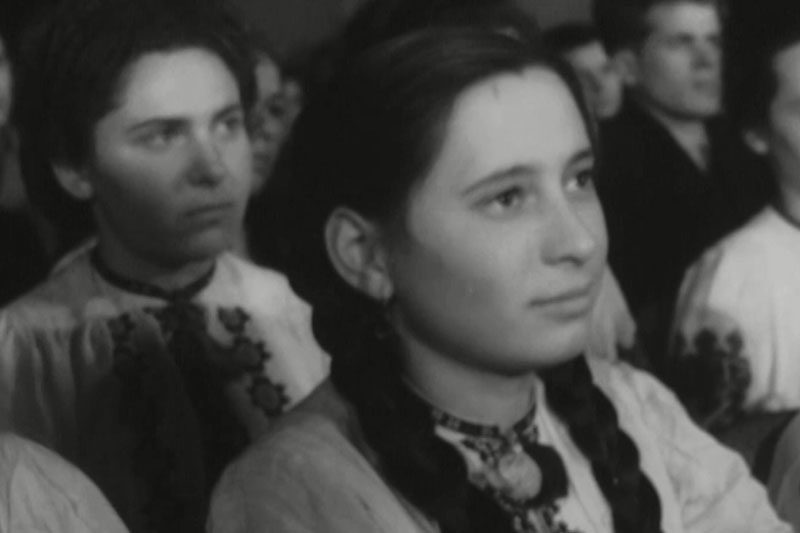 Хор села Радча (1959), травнева і жовтнева маніфестації (1960) (ВІДЕО)