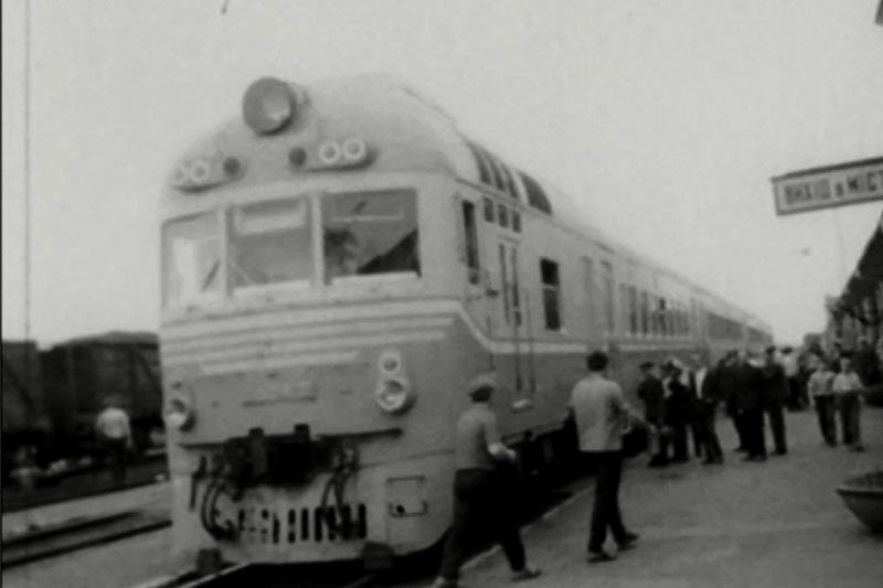 Студенти Нафти і Газу, осінній ярмарок (1971) та перша відправка потягу "Червона рута" (1972) (ВІДЕО)