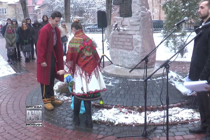 День Гідності і Свободи відзначили в Івано-Франківську (ВІДЕО)