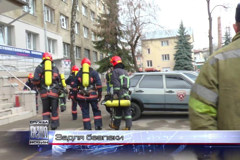 Майже півсотні людей евакуювали вогнеборці під час пожежі в Івано-Франківську (ВІДЕО)