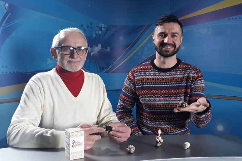Палац Потоцьких пише свою різдвяну казку. На палацовому подвір’ї вже з’явилась оріґамі-шопка (АУДІО)