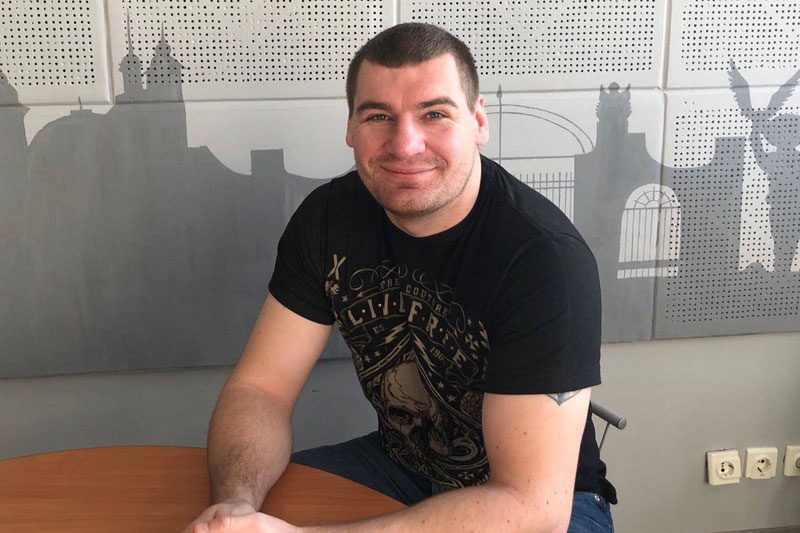 Чемпіонська перемога на турнірі з ММА. Станіслав Хмильковський про змагання в Китаї (АУДІО)